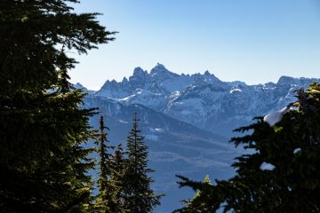 Mountains in the Tantalus Range